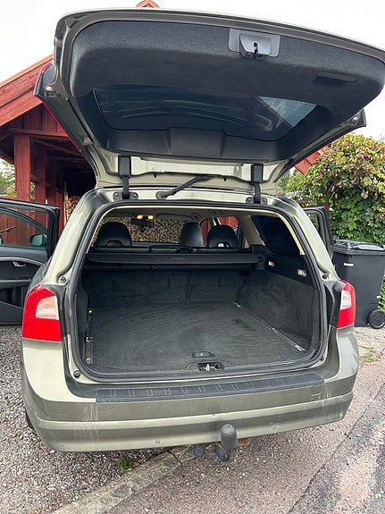Volvo V70 4 of 7