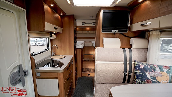 Knaus Van TI 600 MEG Vantastic | Automat | AC x2 | KAMPANJ 9 of 21