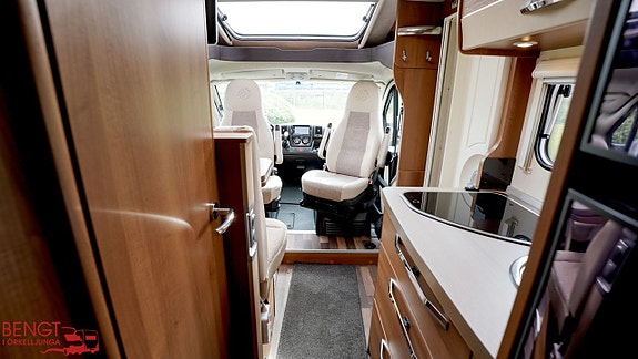 Knaus Van TI 600 MEG Vantastic | Automat | AC x2 | KAMPANJ 16 of 21
