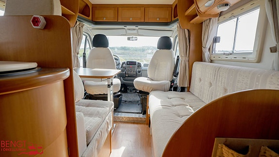 CI Riviera 55 SP 17 of 21