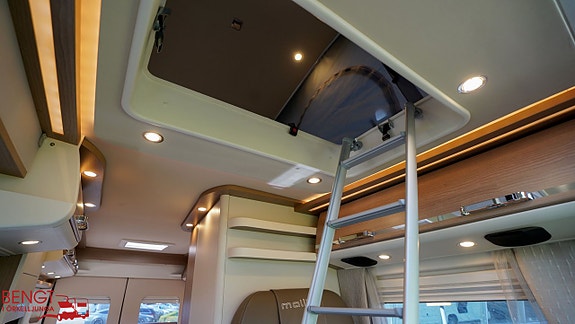 Malibu Carthago Van 640 LE RB GT Skyview | Pop-up säng | Automat | KAMPANJ 19 of 21