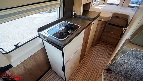 Malibu Carthago Van 640 LE RB GT Skyview | Pop-up säng | Automat | KAMPANJ 11 of 21
