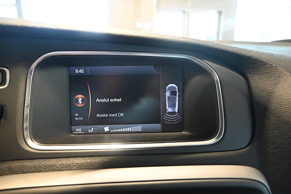 Volvo V40 15 of 24