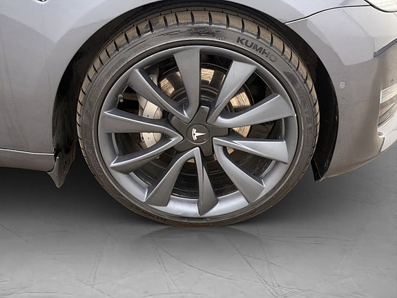 Tesla Model 3 30 of 30