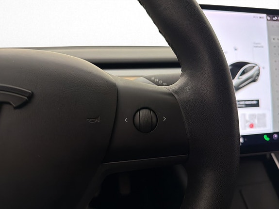 Tesla Model 3 19 of 30