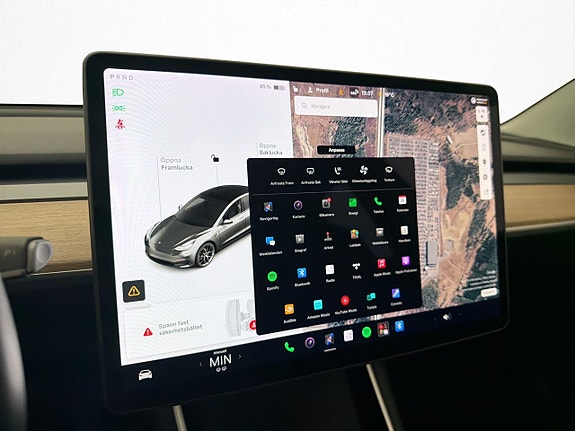 Tesla Model 3 23 of 30