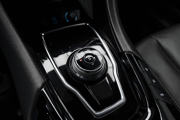 Ford Mondeo 15 of 22