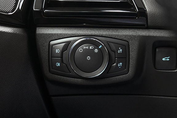 Ford Mondeo 16 of 22