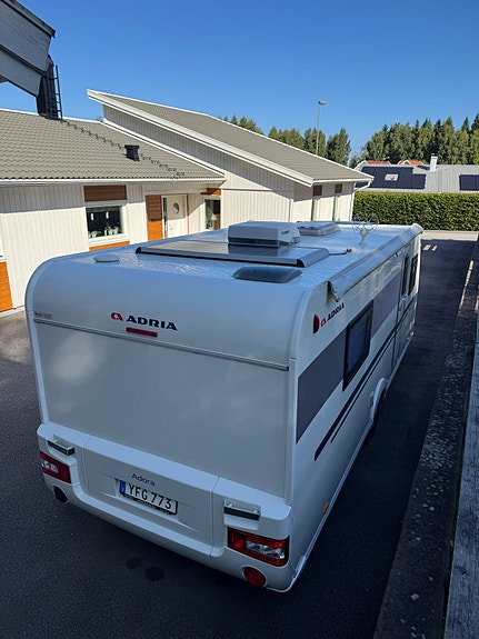 Adria Adora 572 UT 4 of 13