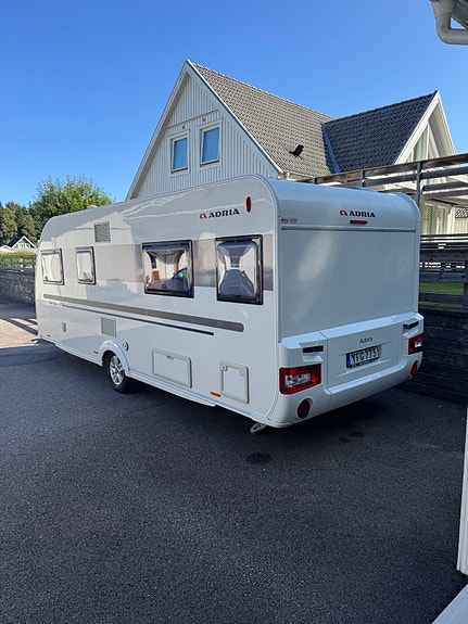 Adria Adora 572 UT 3 of 13