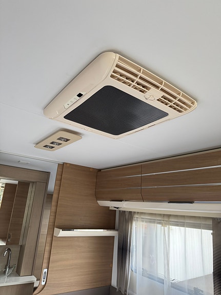 Adria Adora 572 UT 13 of 13
