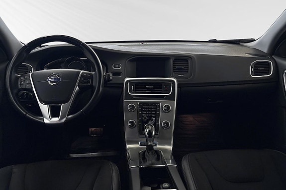 Volvo V60 9 of 19