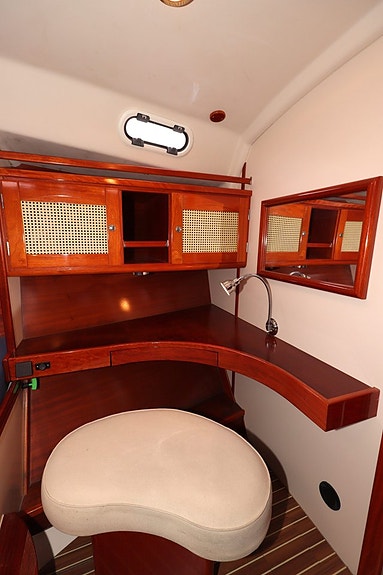 Hanse 411 4 of 10