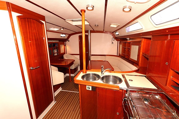Hanse 411 6 of 10
