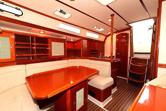 Hanse 411 7 of 10