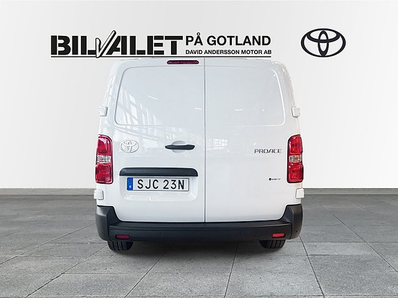 Toyota Proace 4 of 11