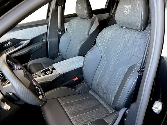 Peugeot 5008 4 of 23