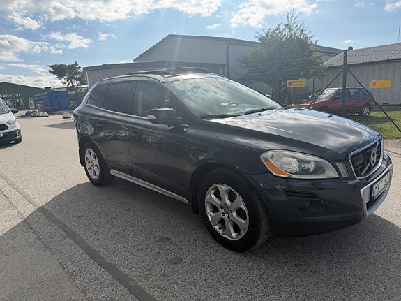 Volvo XC60 18 of 30