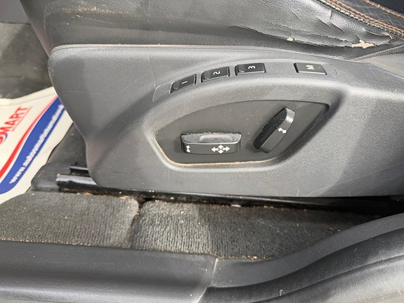 Volvo XC60 25 of 30