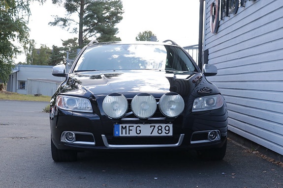 Volvo V70 15 of 15
