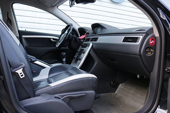 Volvo V70 10 of 15