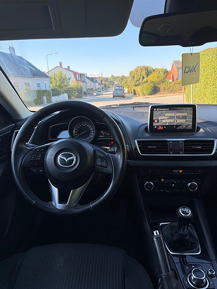 Mazda 3 5 of 5