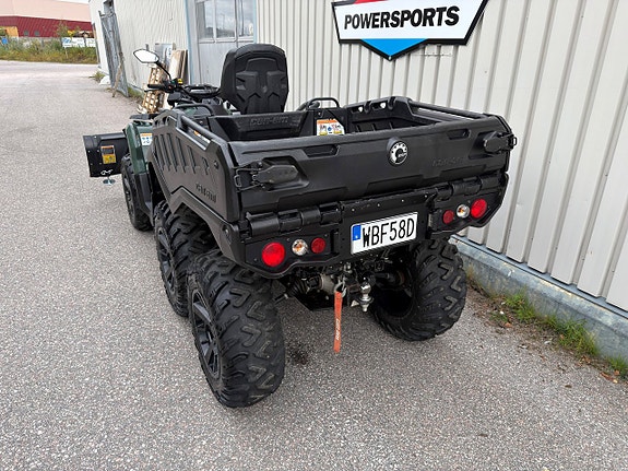 Can-Am Outlander Max 6x6 XU+ 650 Moms! 4 of 4