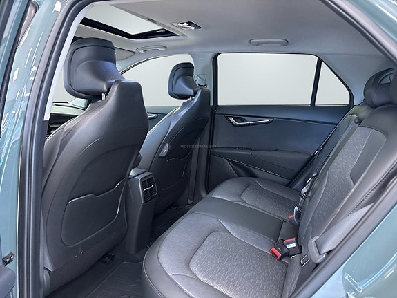 Kia Niro 9 of 16