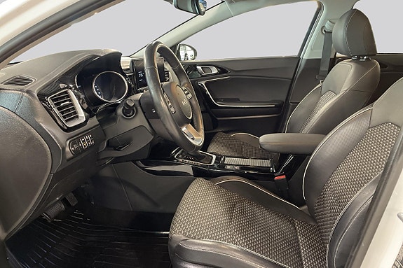 Kia Ceed 10 of 25