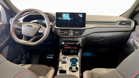 Ford Kuga 4 of 9