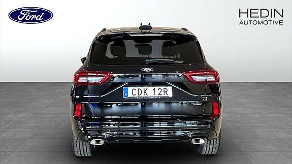 Ford Kuga 7 of 9