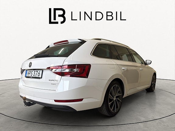 Skoda Superb 6 of 18