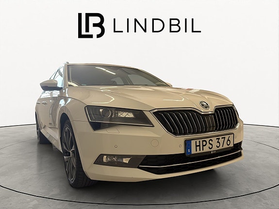 Skoda Superb 7 of 18