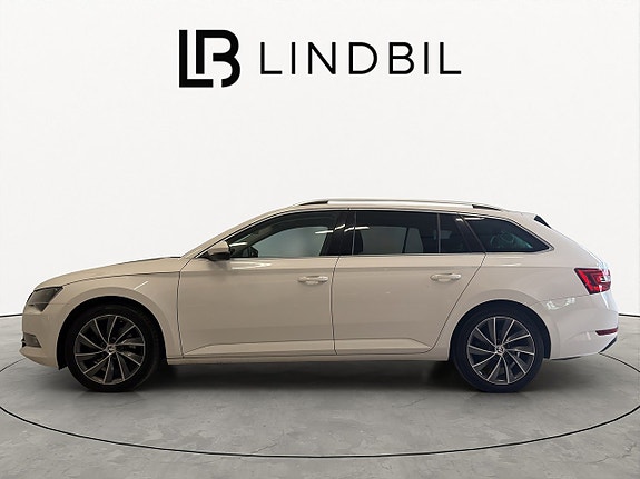 Skoda Superb 3 of 18