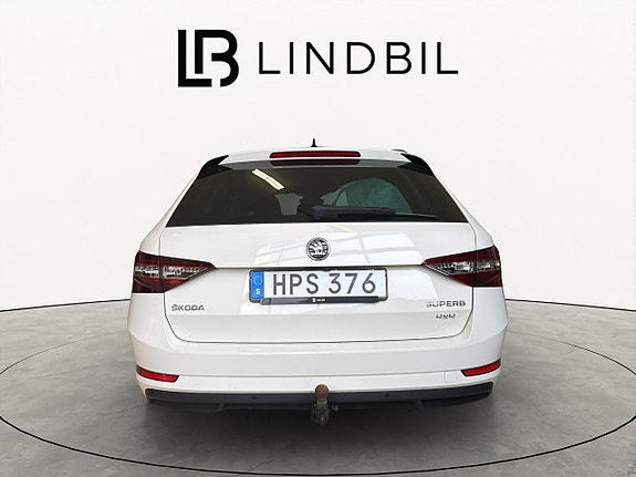 Skoda Superb 5 of 18