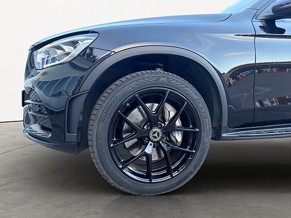 Mercedes-Benz GLC300 de 16 of 22