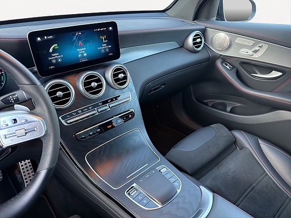 Mercedes-Benz GLC300 de 21 of 22