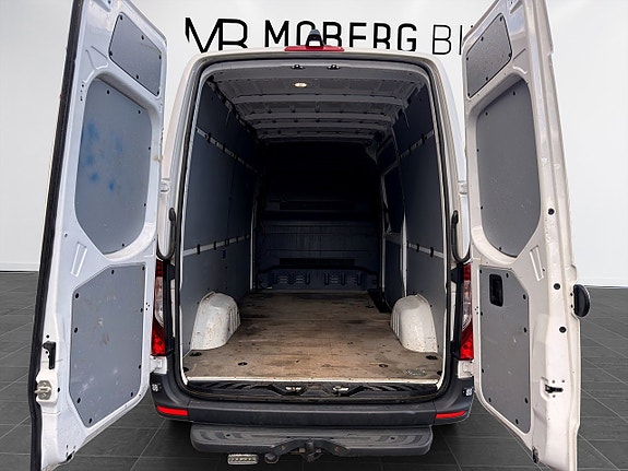 Mercedes-Benz Sprinter 317 9 of 16