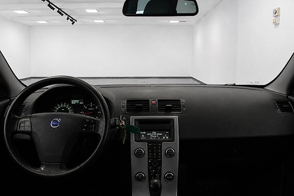 Volvo V50 8 of 12