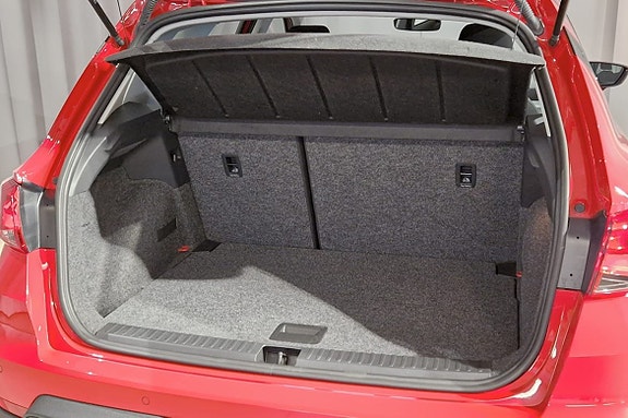 Seat Arona 5 of 13
