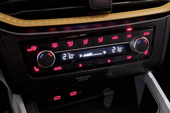 Seat Arona 11 of 13