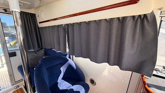 Aquador 28 C - Volvo Penta D6-350 - 2006 16 of 26