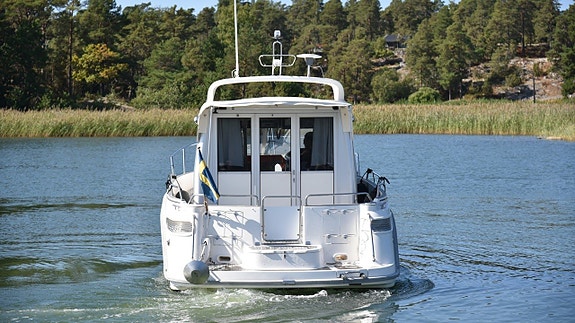 Aquador 28 C - Volvo Penta D6-350 - 2006 15 of 26