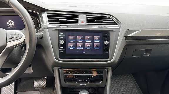 Volkswagen Tiguan 9 of 14