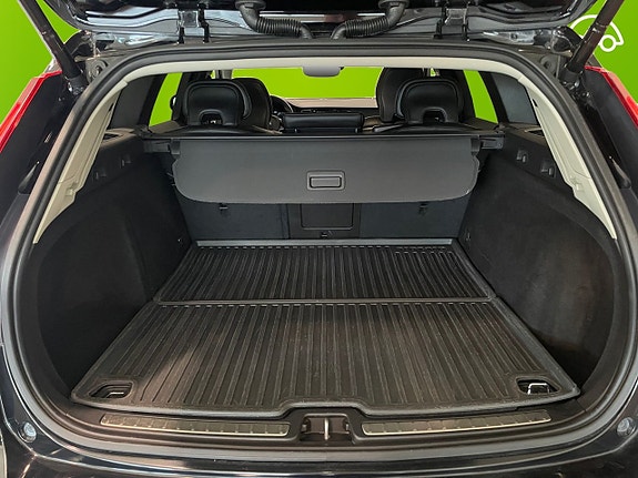 Volvo V60 11 of 22