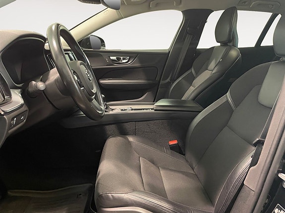 Volvo V60 9 of 22