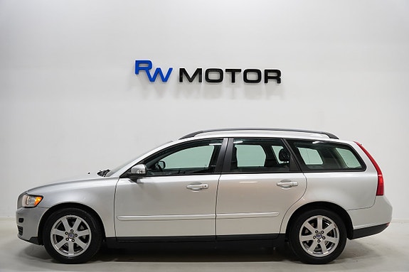 Volvo V50 3 of 15