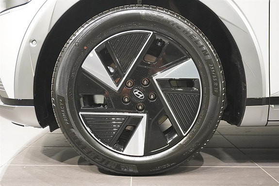 Hyundai Ioniq 5 8 of 19