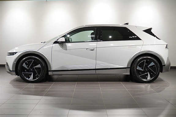 Hyundai Ioniq 5 3 of 19