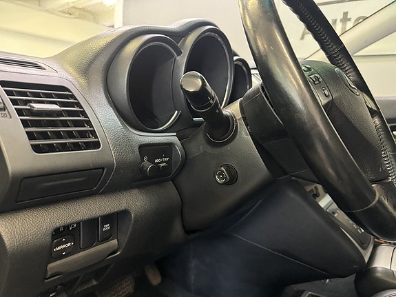 Lexus RX400h 13 of 16